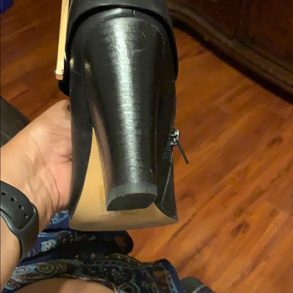 Booties - Picture 4 of 4